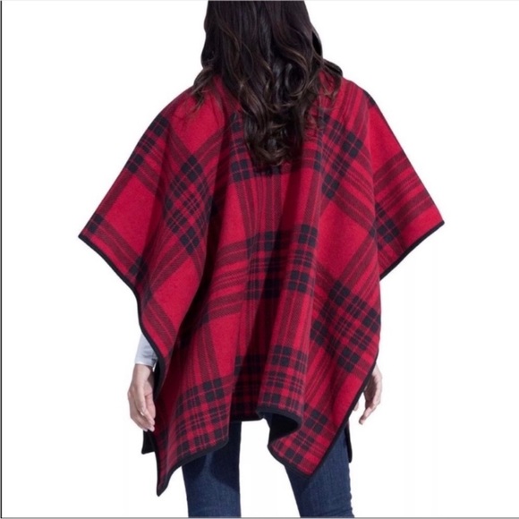 Woolrich Red and Black Reversible Poncho - Picture 2 of 6